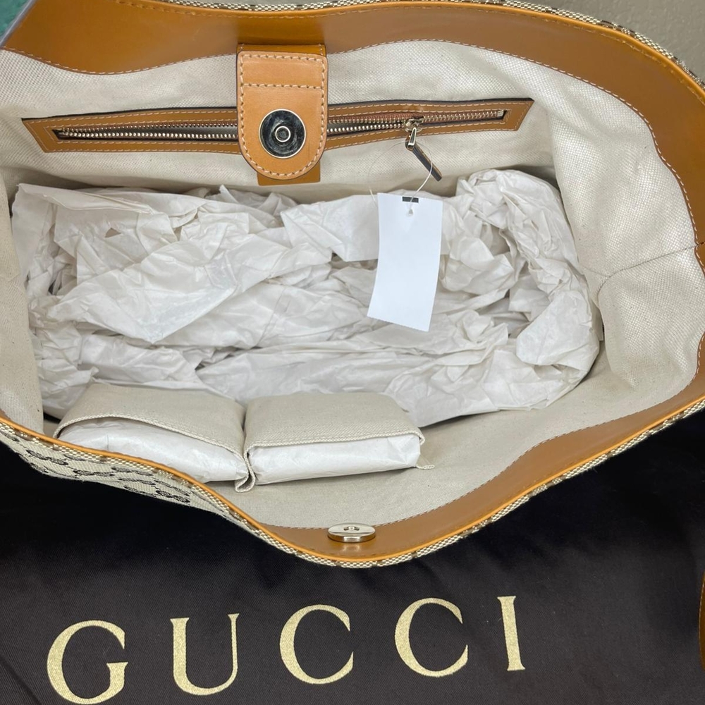 Gucci Beige and Brown Women's Bag - Picture 2 of 8
